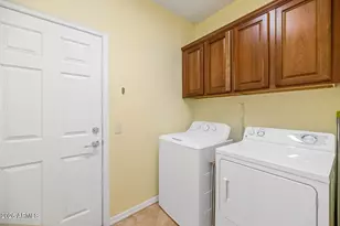 3932 E Melinda Dr, Phoenix, AZ 85050 - Photo 13