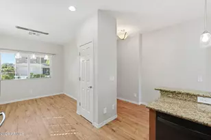 1404 W Rubber Tree Ct, San Tan Valley, AZ 85140 - Photo 9