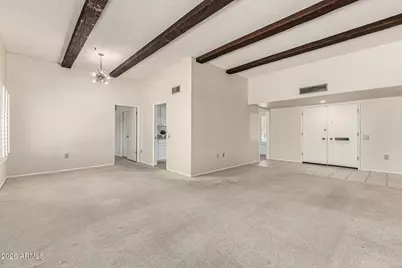 10626 W Pleasant Valley Road W, Sun City, AZ 85351 - Photo 7