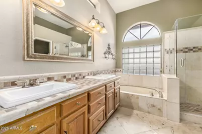 9117 E Captain Dreyfus Avenue, Scottsdale, AZ 85260 - Photo 19