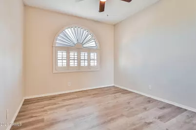 1047 E Sunburst Lane, Tempe, AZ 85284 - Photo 11