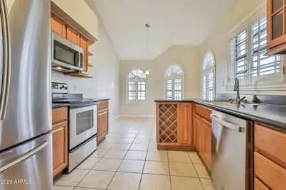 1047 E Sunburst Lane, Tempe, AZ 85284 - Photo 7