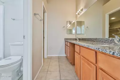 1047 E Sunburst Lane, Tempe, AZ 85284 - Photo 9