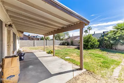 10115 W Medlock Drive, Glendale, AZ 85307 - Photo 25