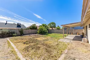 10115 W Medlock Dr, Glendale, AZ 85307 - Photo 29