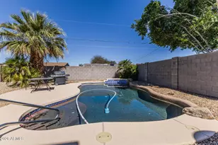 3408 W Corrine Dr, Phoenix, AZ 85029 - Photo 3