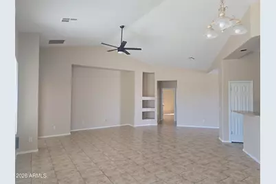 13221 S 176th Avenue, Goodyear, AZ 85338 - Photo 5