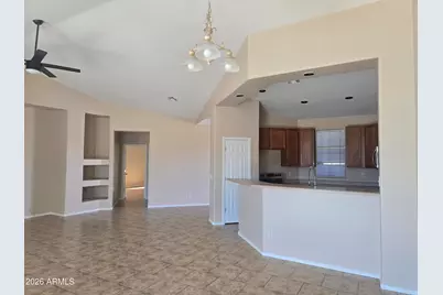 13221 S 176th Avenue, Goodyear, AZ 85338 - Photo 3