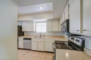 25243 S Cloverland Dr, Sun Lakes, AZ 85248 - Photo 15