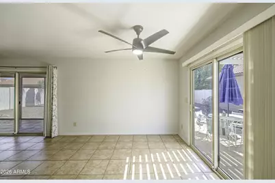 25243 S Cloverland Drive, Sun Lakes, AZ 85248 - Photo 9