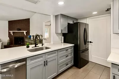 5815 E Evans Drive, Scottsdale, AZ 85254 - Photo 9