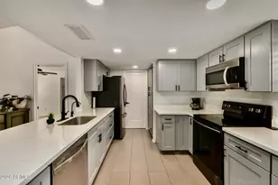 5815 E Evans Dr, Scottsdale, AZ 85254 - Photo 7