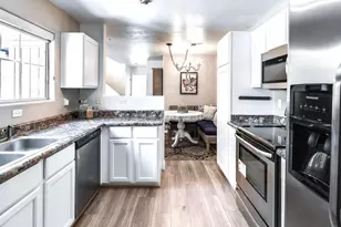 1633 E Lakeside Dr, Gilbert, AZ 85234 - Photo 3