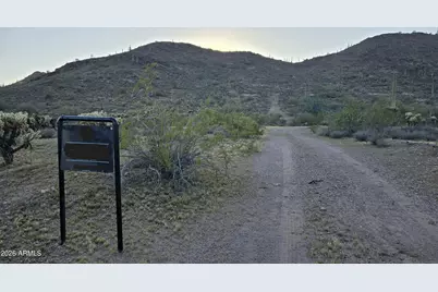 31275 W Cloud Road #-, Wittmann, AZ 85361 - Photo 3
