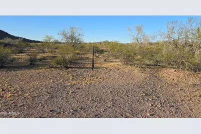 31275 W Cloud Road #-, Wittmann, AZ 85361 - Photo 7