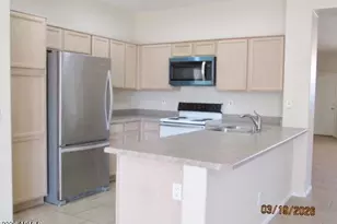 6597 W Lawrence Ln, Glendale, AZ 85302 - Photo 3