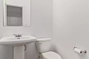 2323 E Huntington Dr, Phoenix, AZ 85040 - Photo 13