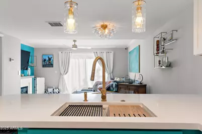 122 S Hardy Drive #8, Tempe, AZ 85281 - Photo 5