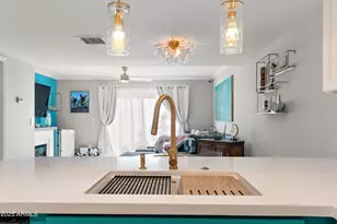 122 S Hardy Dr, Tempe, AZ 85281 - Photo 5