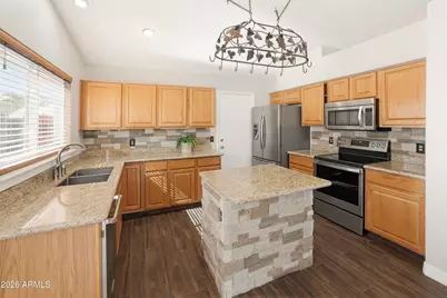 3833 W Misty Willow Lane, Glendale, AZ 85310 - Photo 9