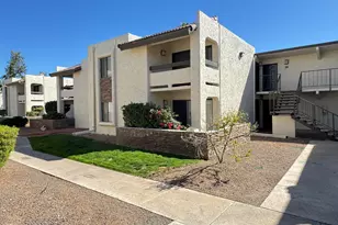 3825 E Camelback Rd, Phoenix, AZ 85018 - Photo 1