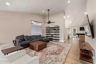 3680 S Acacia Dr, Chandler, AZ 85248 - Photo 11