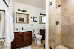 3242 E Camelback Rd, Phoenix, AZ 85018 - Photo 9