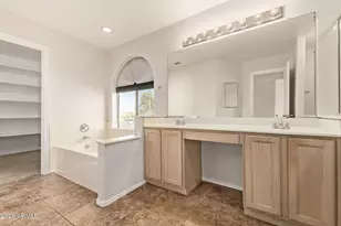 3843 E Vaughn Ave, Gilbert, AZ 85234 - Photo 23