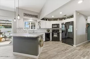 41 S Kenneth Pl, Chandler, AZ 85226 - Photo 9