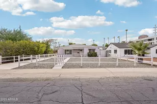 511 E Cheery Lynn Rd, Phoenix, AZ 85012 - Photo 5