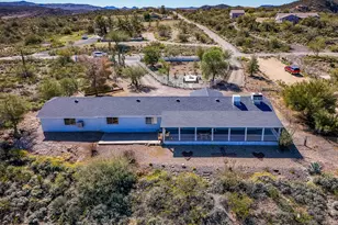 18870 E Ellen Dr, Black Canyon City, AZ 85324 - Photo 7