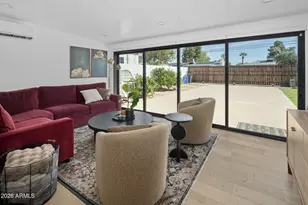 3109 N 41st Pl, Phoenix, AZ 85018 - Photo 11