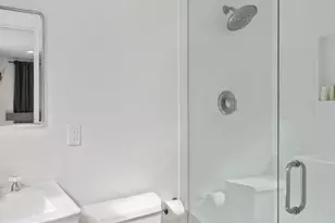 3109 N 41st Pl, Phoenix, AZ 85018 - Photo 19