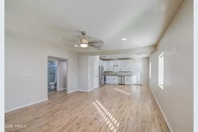 415 N 17th Drive, Phoenix, AZ 85007 - Photo 5