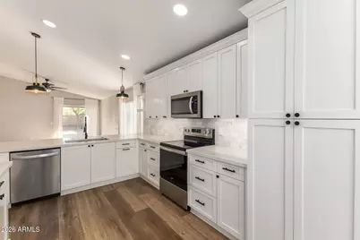 163 W Liberty Lane, Gilbert, AZ 85233 - Photo 13