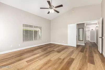 163 W Liberty Lane, Gilbert, AZ 85233 - Photo 15