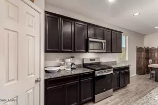 17213 W Williams St, Goodyear, AZ 85338 - Photo 7