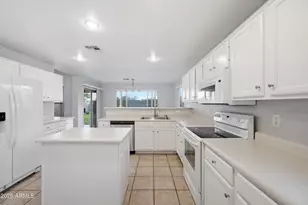 317 W Calle Monte Vista Dr, Tempe, AZ 85284 - Photo 11