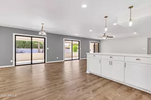 10831 E Sunnydale Dr, Sun Lakes, AZ 85248 - Photo 5