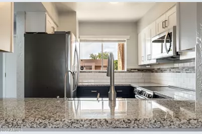 7494 E Earll Drive #304, Scottsdale, AZ 85251 - Photo 5