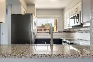 7494 E Earll Dr, Scottsdale, AZ 85251 - Photo 5