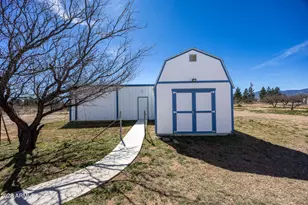 9610 E Coyote Trail, Hereford, AZ 85615 - Photo 27