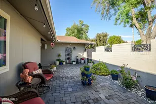 18414 N 104th Ave, Sun City, AZ 85373 - Photo 3