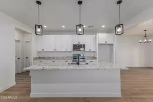 1802 W Carter Rd, Phoenix, AZ 85041 - Photo 13