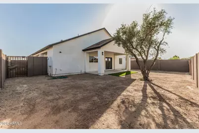 1802 W Carter Road, Phoenix, AZ 85041 - Photo 37