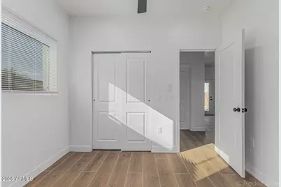 1802 W Carter Road, Phoenix, AZ 85041 - Photo 25