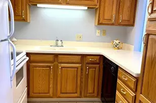 10330 W Thunderbird Blvd, Sun City, AZ 85351 - Photo 3