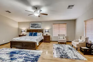 12379 W Sells Dr, Avondale, AZ 85392 - Photo 13