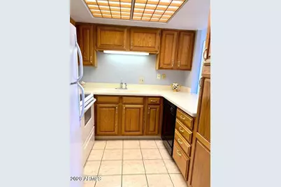 10330 W Thunderbird Boulevard #C319, Sun City, AZ 85351 - Photo 3