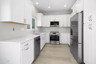 13666 W Antelope Dr, Sun City West, AZ 85375 - Photo 7